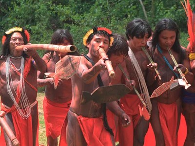 Translinguagem ganha força como caminho para preservar línguas indígenas e reinventar a escola no Brasil