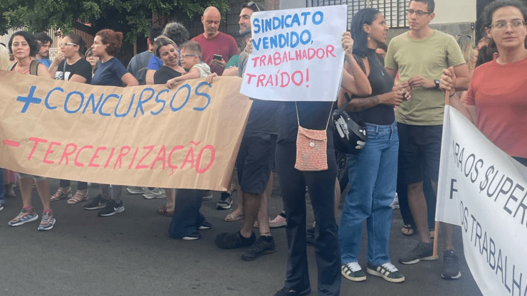 Rio Claro adota o caos da gestão da rede municipal como estratégia para vendê-la à iniciativa privada, denuncia associação